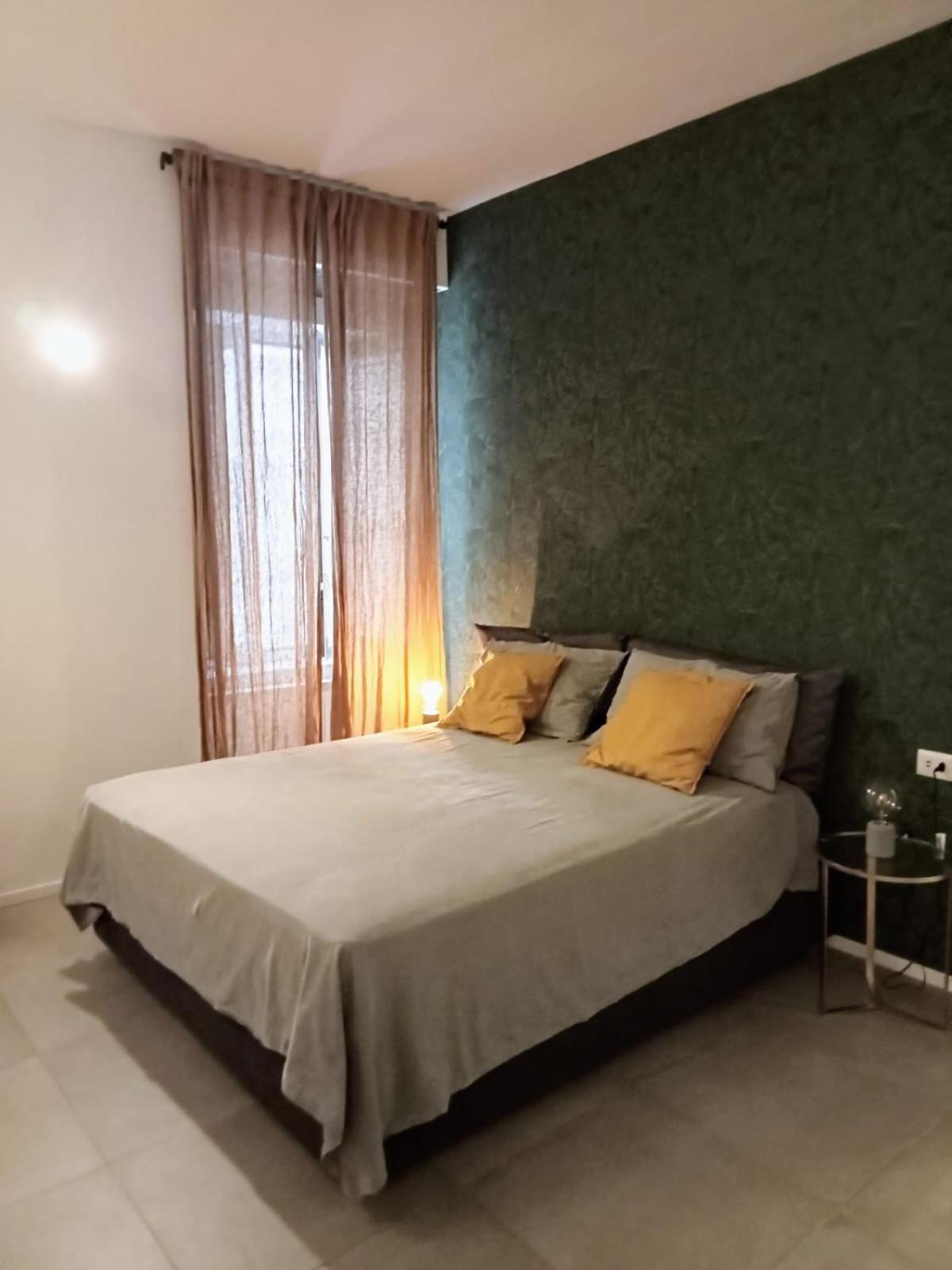 Decumano 23 Bed & Breakfast Napoli Bagian luar foto